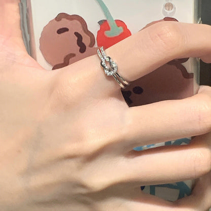 Knot Ring